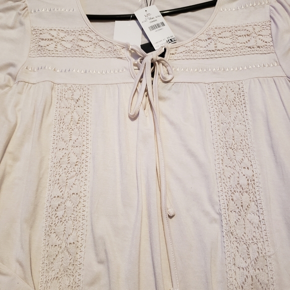 Cable & Gauge ladies Top - Picture 5 of 8